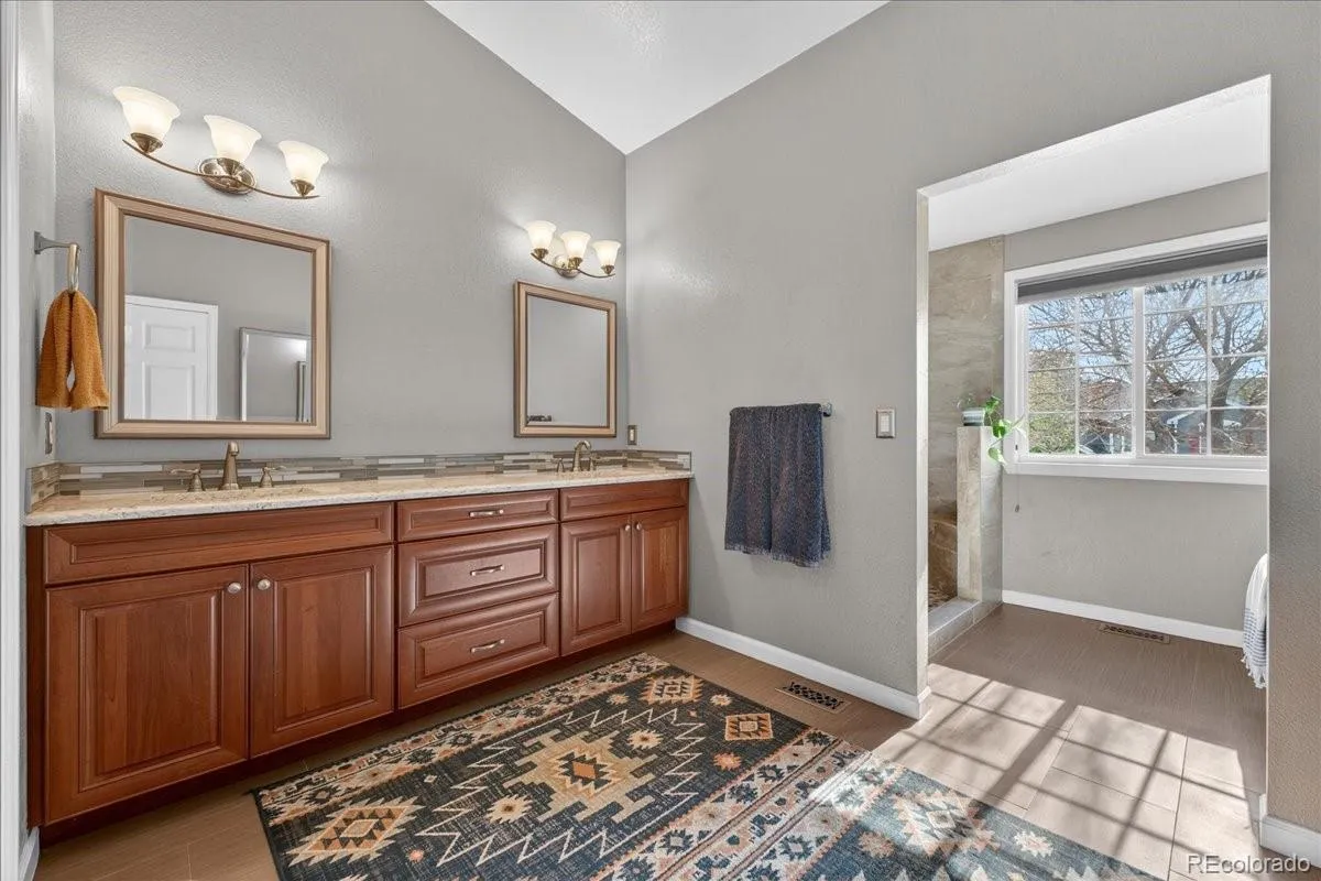 5421 S Bahama Court Centennial CO 80015 MLS #REC6932215 04242026225024 1200 24