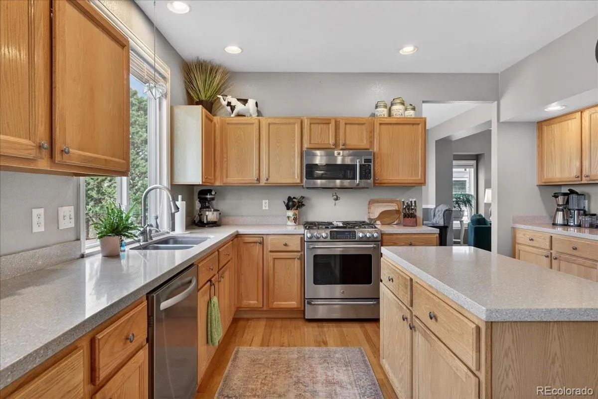 5421 S Bahama Court Centennial CO 80015 MLS #REC6932215 04242026225024 1200 8