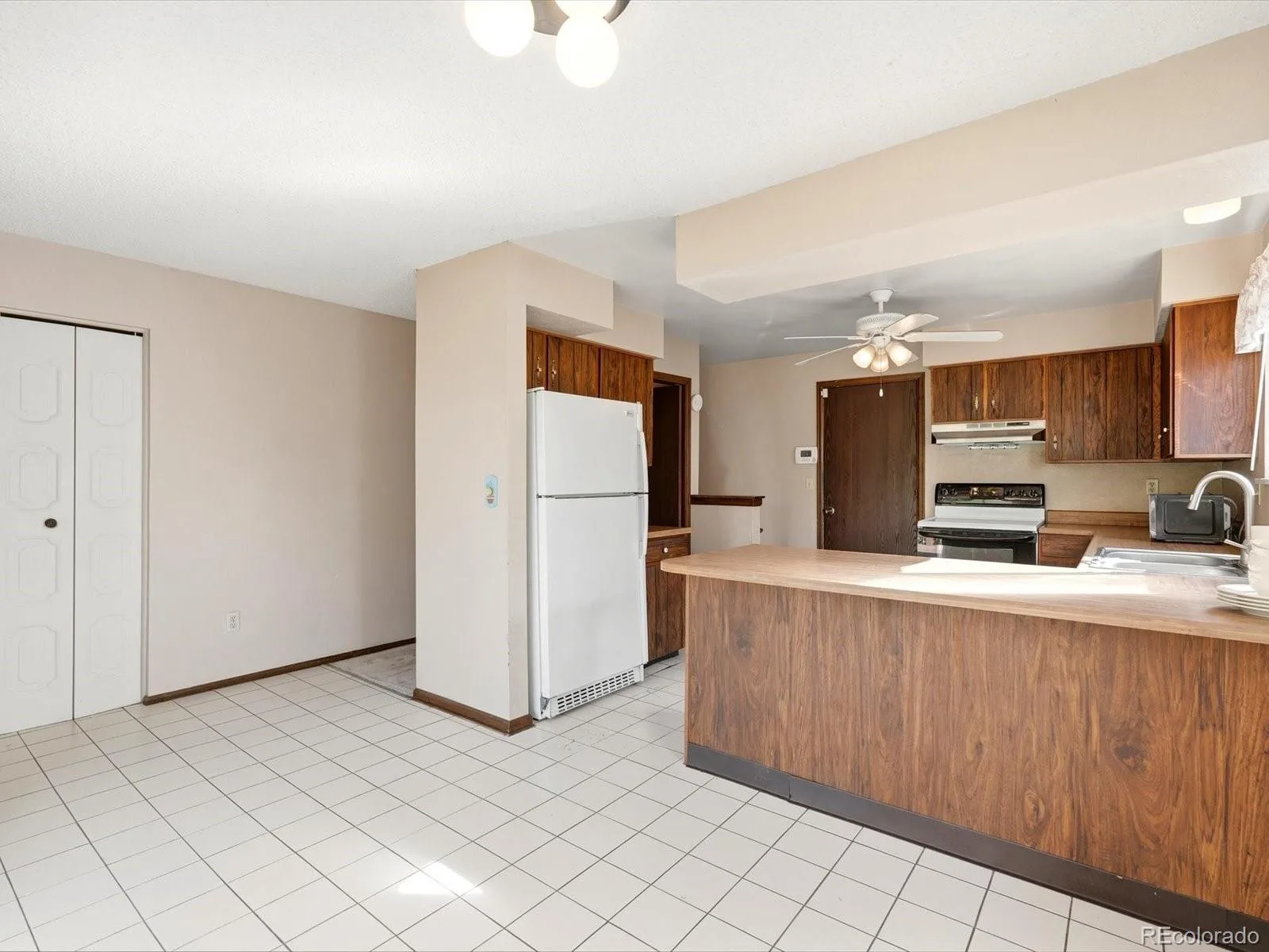 8220 Hoyt Way Arvada CO 80005 MLS #REC6933147 07092026220540 1600 10