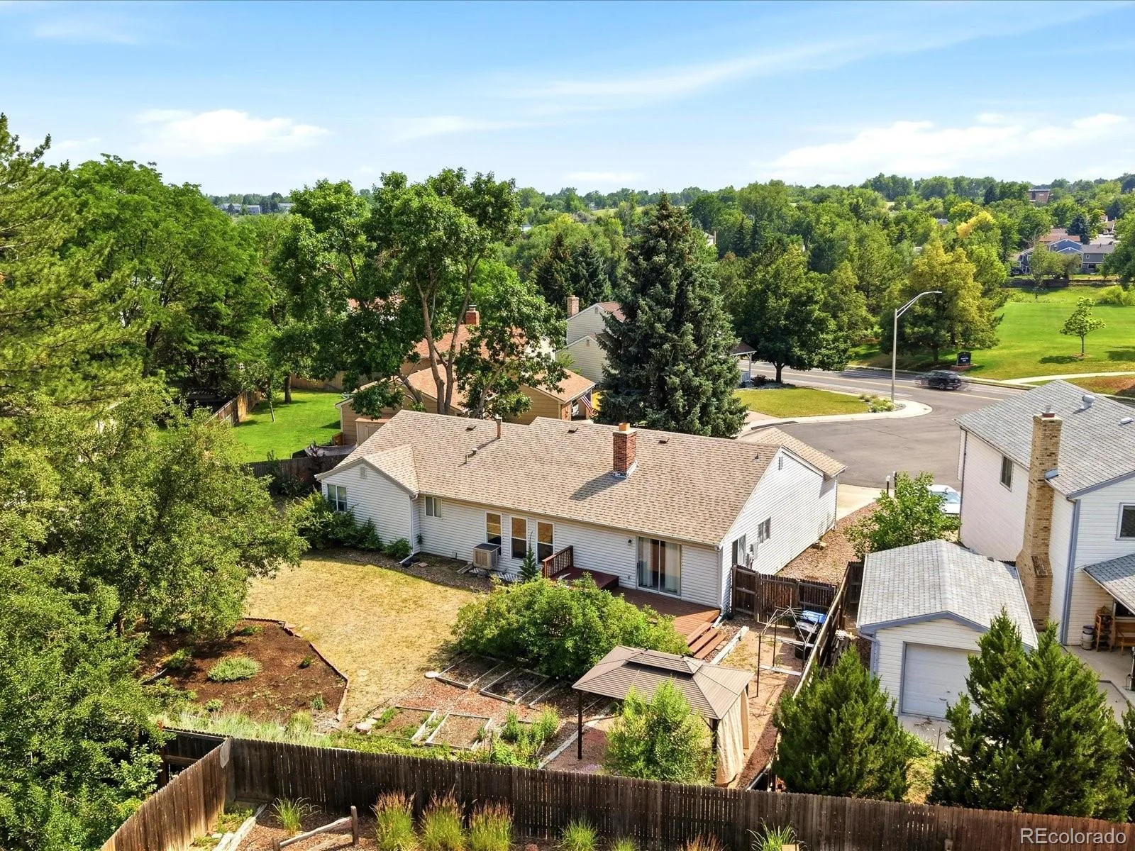 8220 Hoyt Way Arvada CO 80005 MLS #REC6933147 07092026220540 1600 25