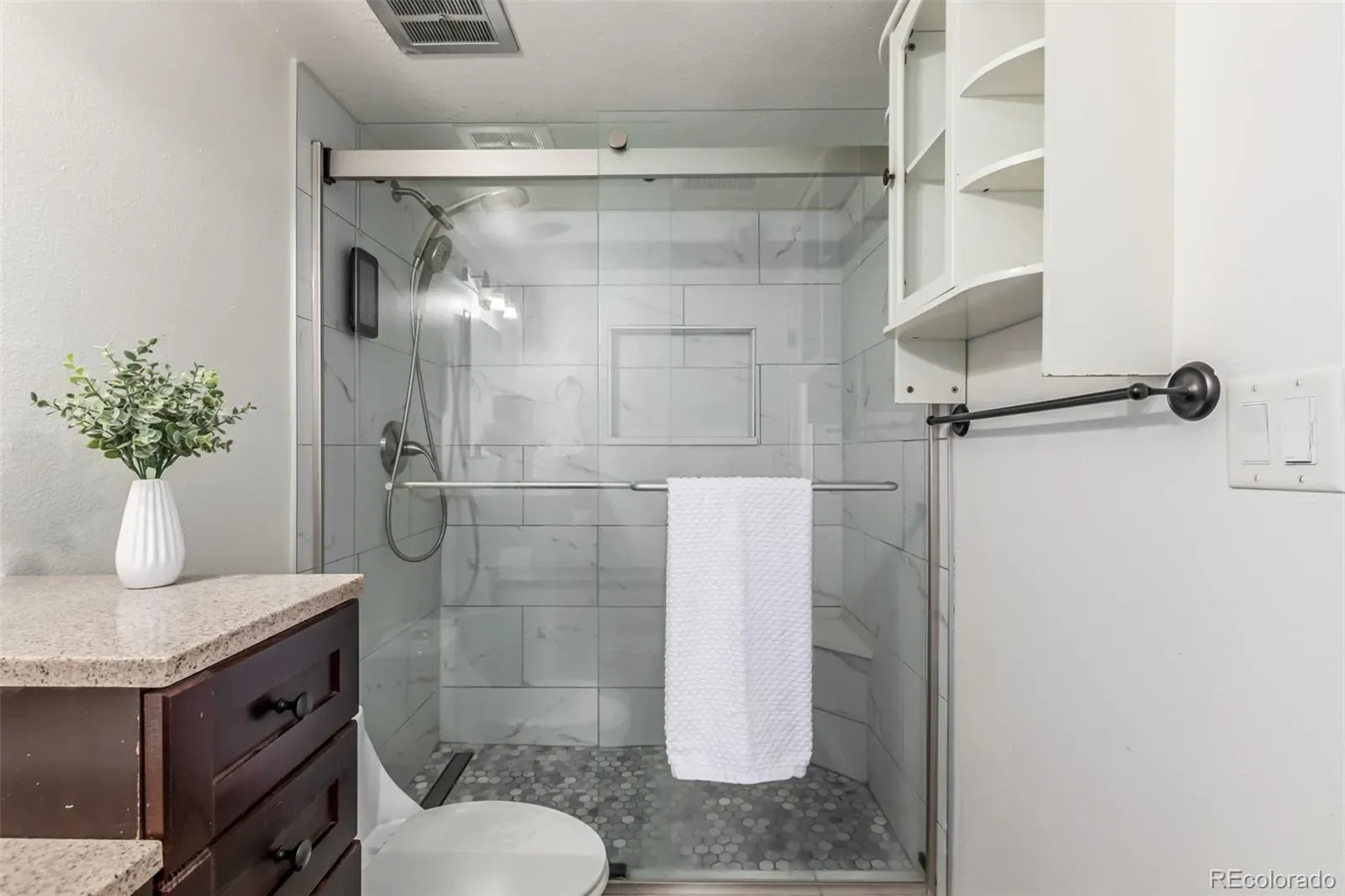 7346 S Xenia Circle #A Centennial CO 80112 MLS #REC6933375 03262026233040 1600 21