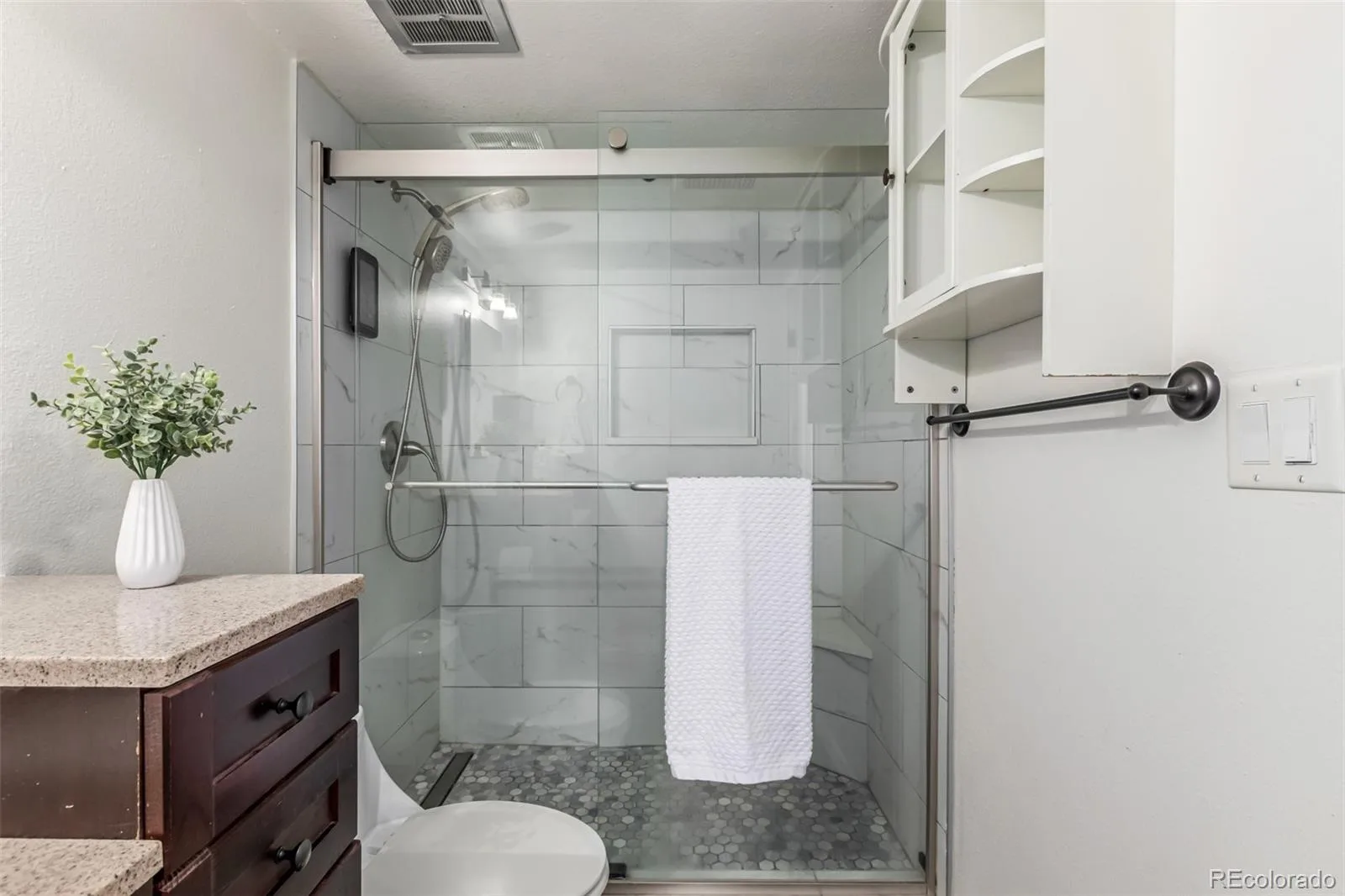 7346 S Xenia Circle #A Centennial CO 80112 | MLS #REC6933375 06262026222119 1600 21