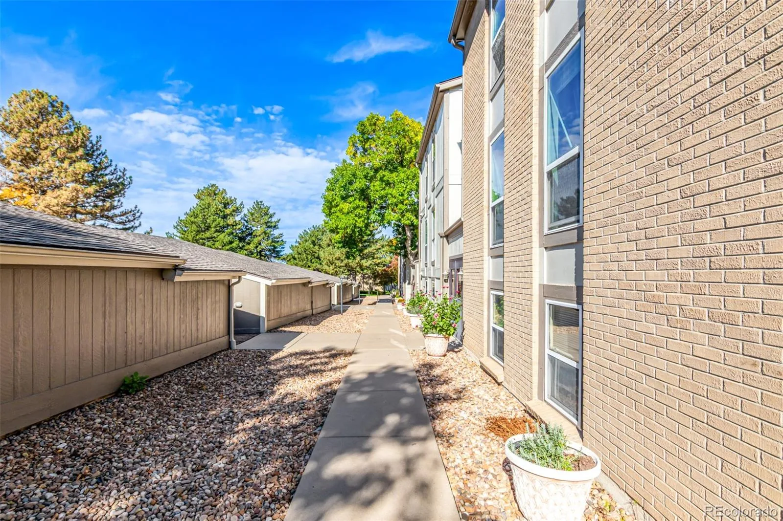 7346 S Xenia Circle #A Centennial CO 80112 | MLS #REC6933375 06262026222119 1600 27