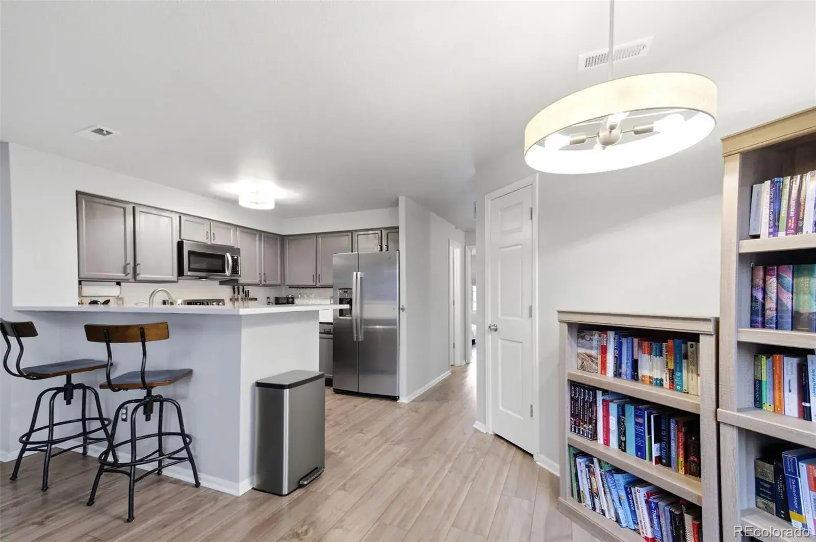 816 S Vance Street #B Lakewood CO 80226 MLS #REC6933557 02052026174726 1600 2