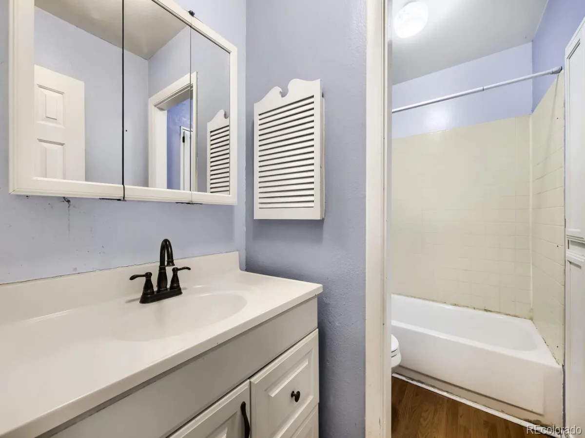 3750 S Granby Way Aurora CO 80014 | MLS #REC6934066 07272026010006 1200 23