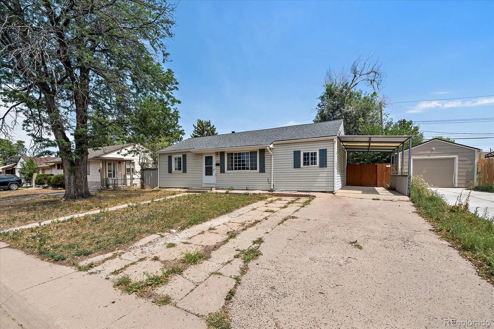 750 Kenton Street Aurora CO 80010 | MLS #REC6934963 08162026050953 1600 1