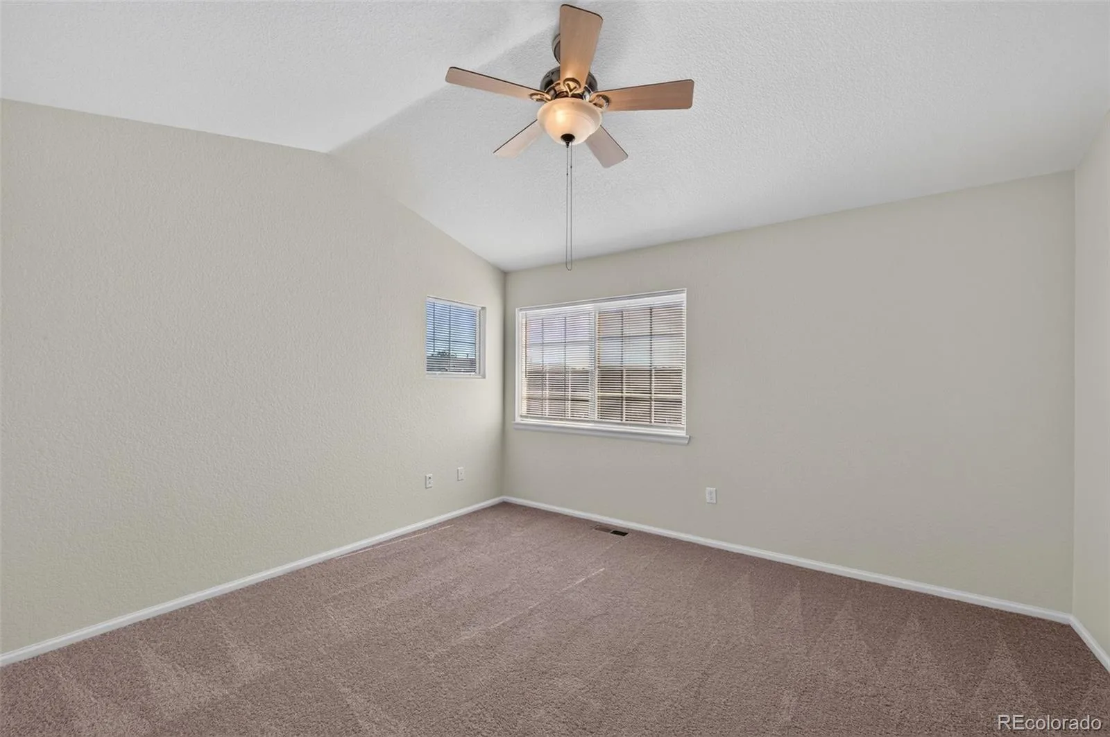 4323 S Jebel Lane Aurora CO 80015 | MLS #REC6937381 07152026082446 1600 17