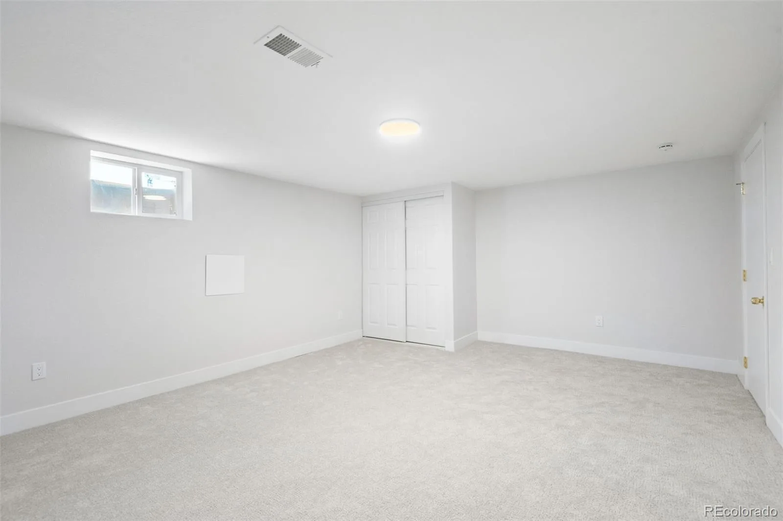 6695 S Ogden Street Centennial CO 80121 MLS #REC6939001 06262026151140 1600 25