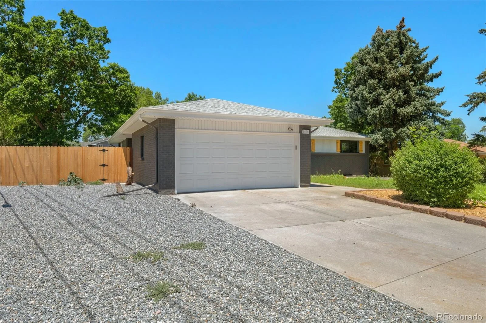 6695 S Ogden Street Centennial CO 80121 MLS #REC6939001 06262026151140 1600 3