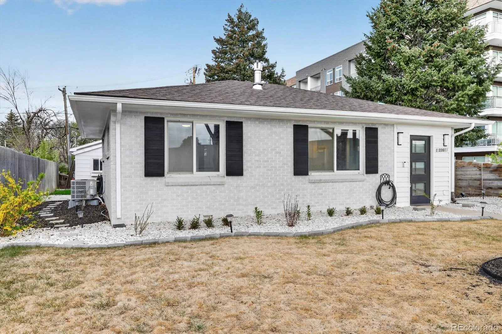 2201 S Dexter Street Denver CO 80222 MLS #REC6939959 06202026223836 1600 5