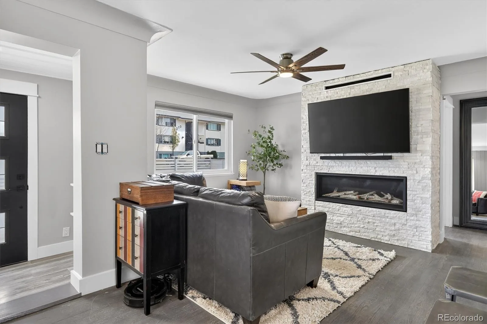 2201 S Dexter Street Denver CO 80222 | MLS #REC6939959 08052026165612 1600 6