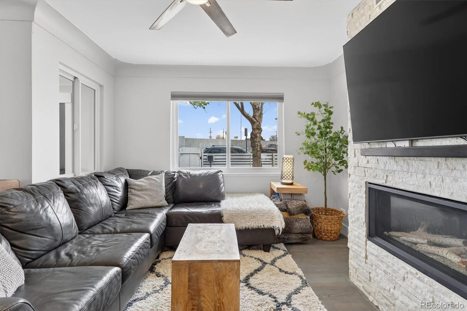2201 S Dexter Street Denver CO 80222 | MLS #REC6939959 08052026165612 1600 9