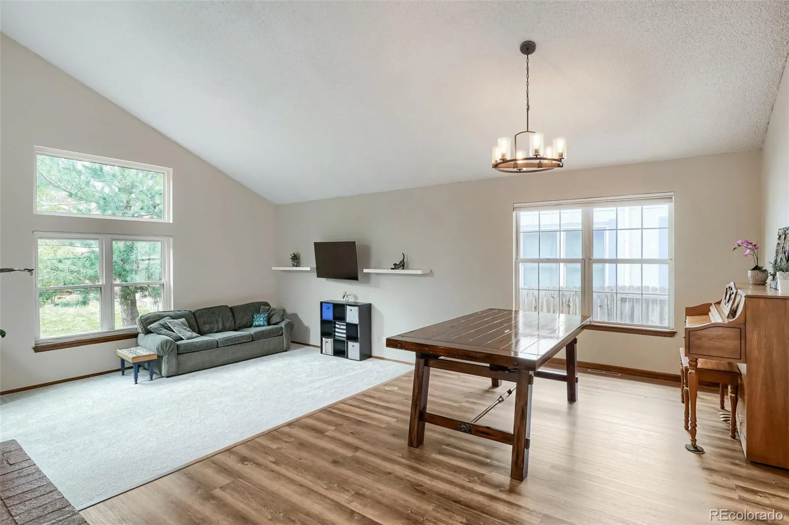 7706 S Curtice Circle Littleton CO 80120 | MLS #REC6941407 07252026031520 1600 4