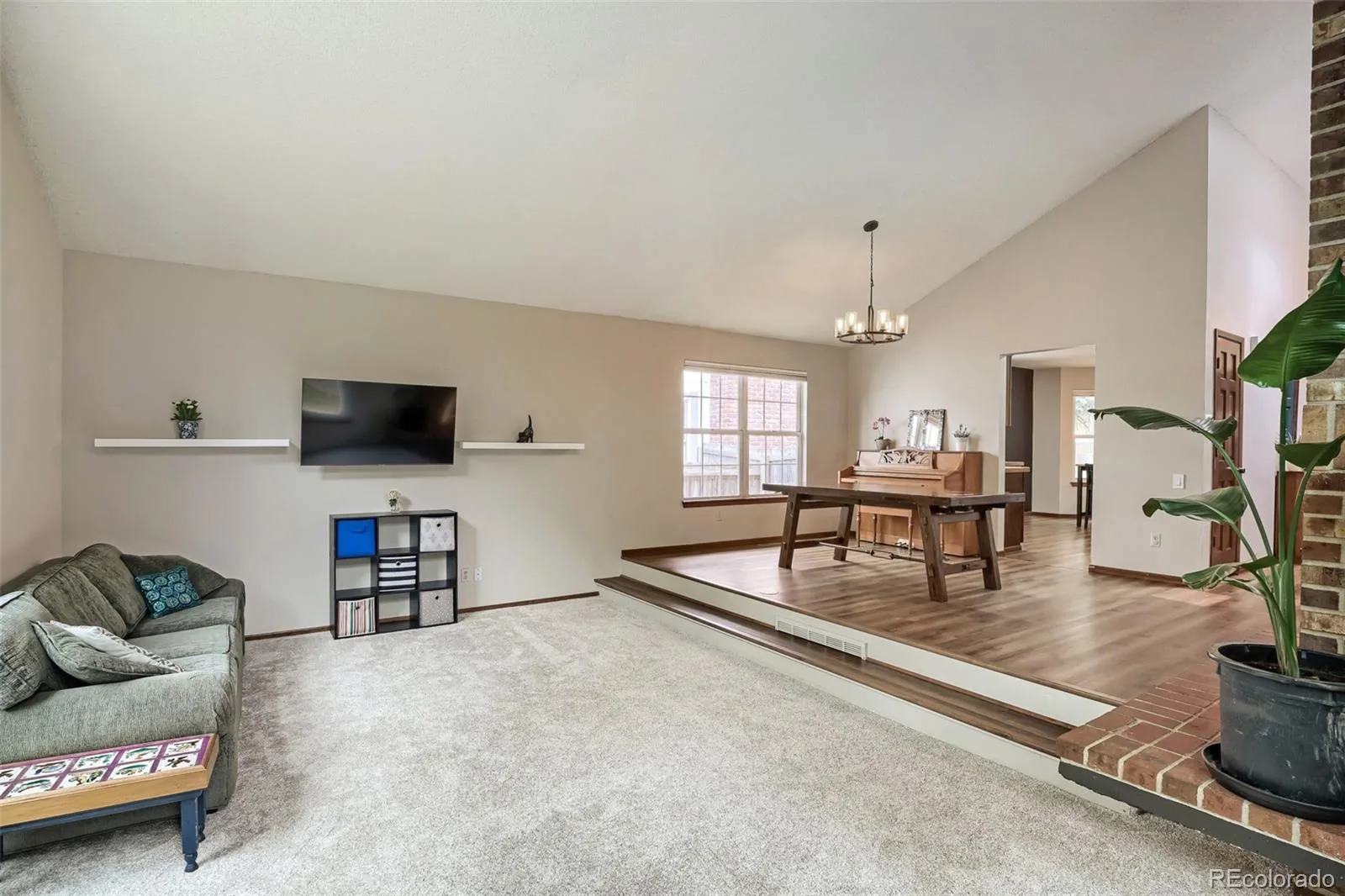 7706 S Curtice Circle Littleton CO 80120 | MLS #REC6941407 07252026031520 1600 5