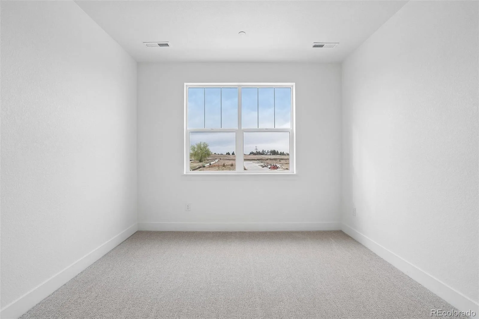 24121 E 54th Place Aurora CO 80019 | MLS #REC6941500 07302026225224 1600 24