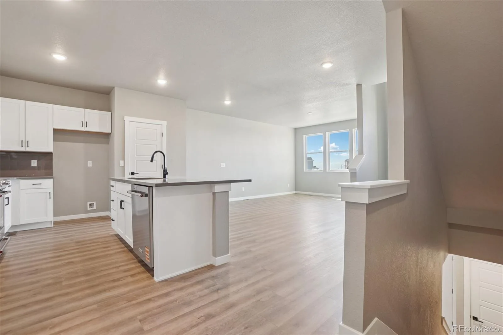 24121 E 54th Place Aurora CO 80019 | MLS #REC6941500 07302026225224 1600 5