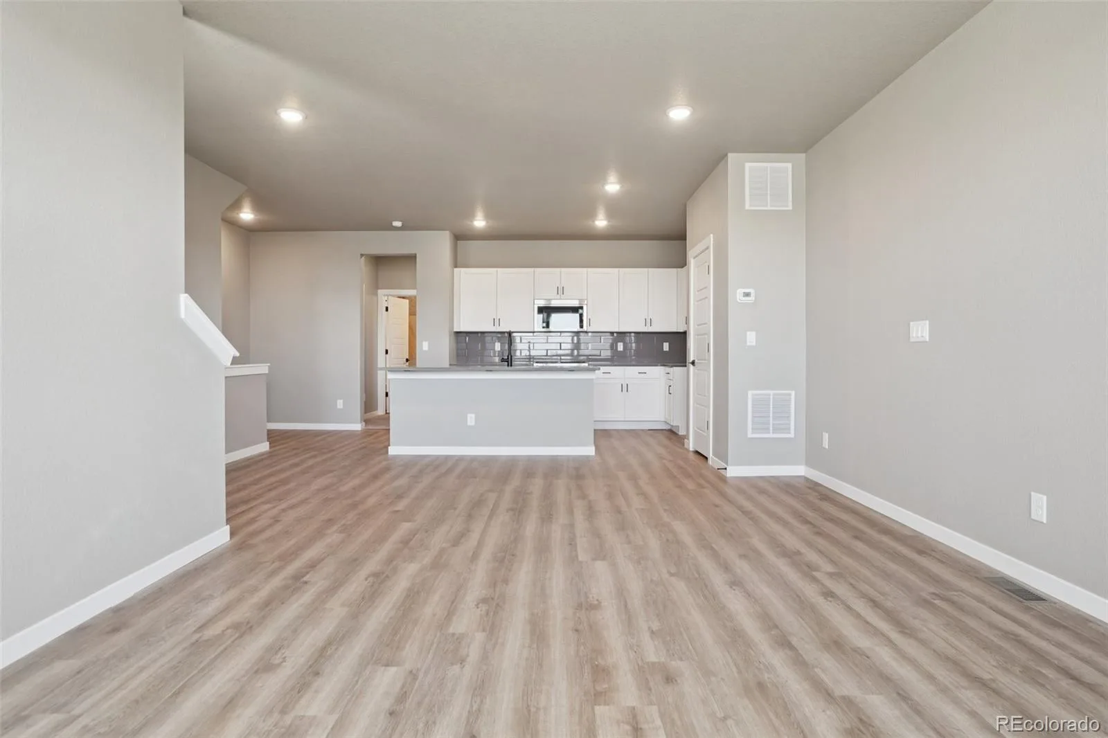 24121 E 54th Place Aurora CO 80019 | MLS #REC6941500 07302026225224 1600 8