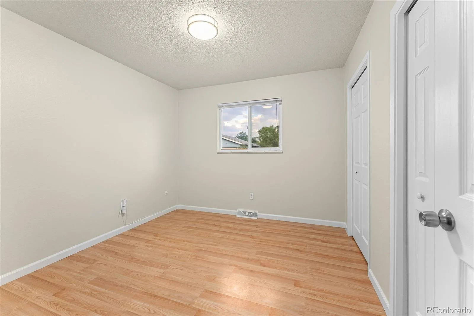 1102 Nucla Street Aurora CO 80011 | MLS #REC6943187 08142026235654 1600 18