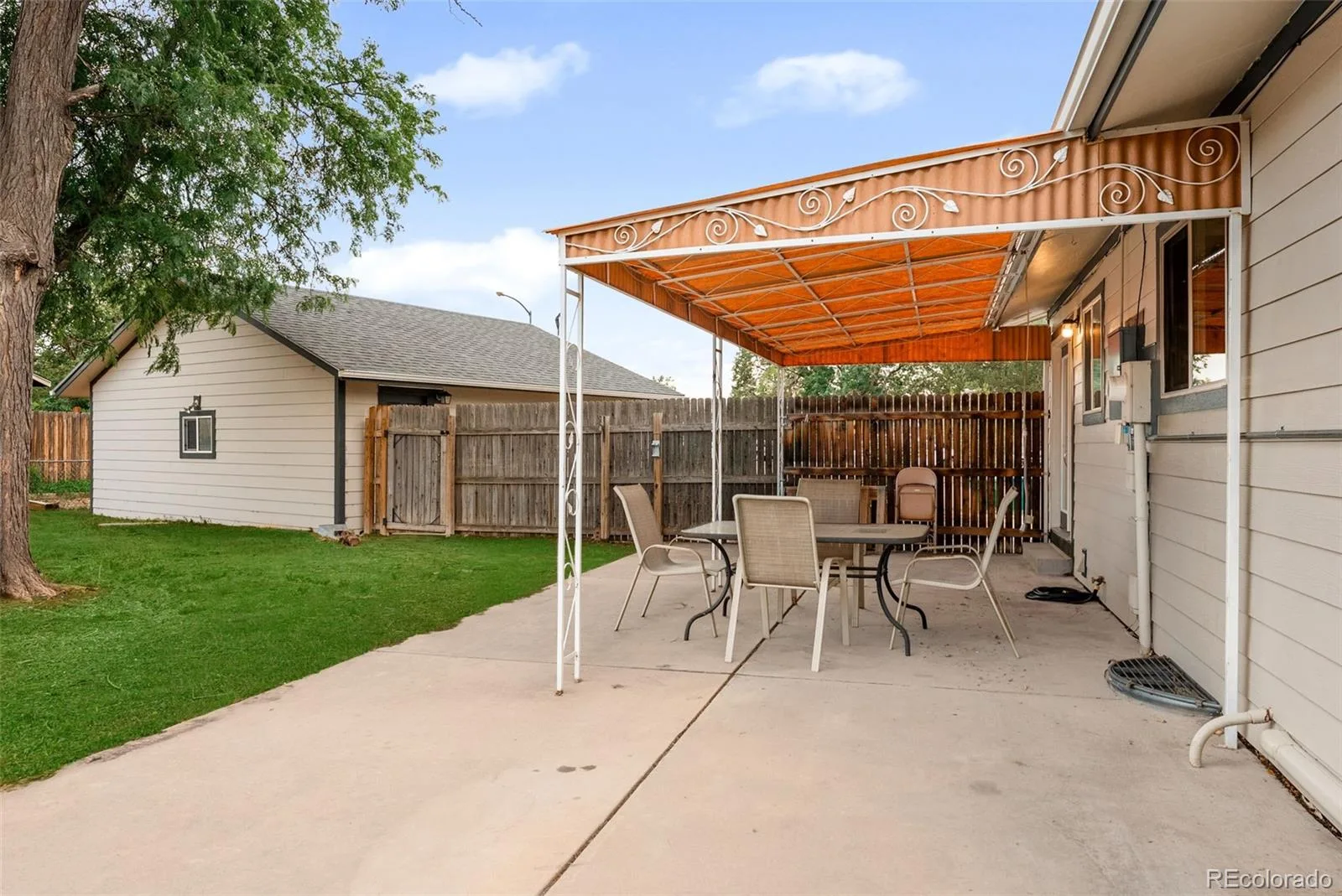 1102 Nucla Street Aurora CO 80011 | MLS #REC6943187 08142026235654 1600 29