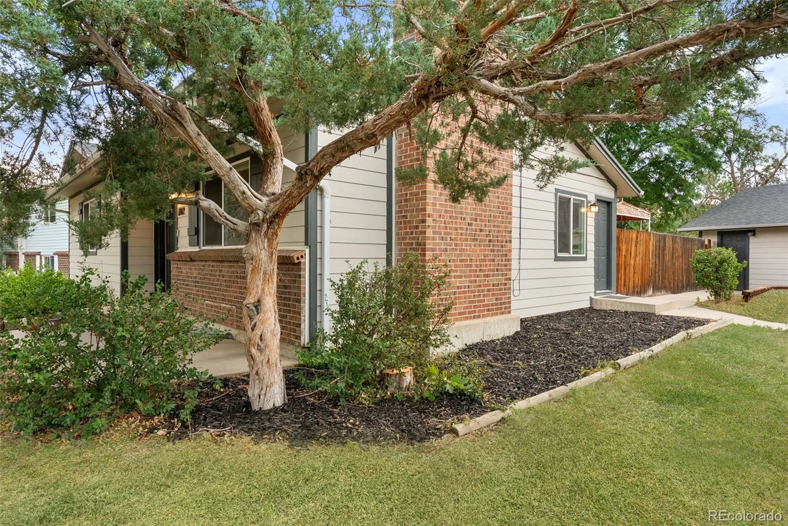 1102 Nucla Street Aurora CO 80011 | MLS #REC6943187 08142026235654 1600 34