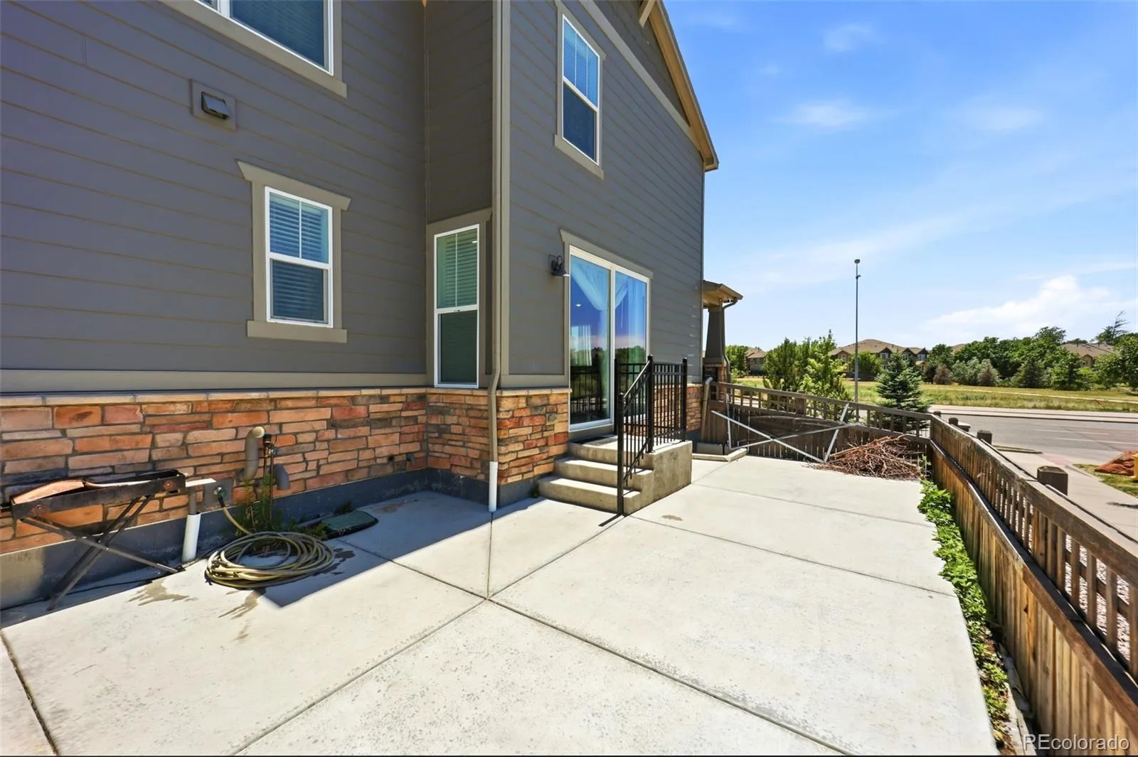 16535 E Alameda Parkway Aurora CO 80017 | MLS #REC6946000 07142026164944 1600 26