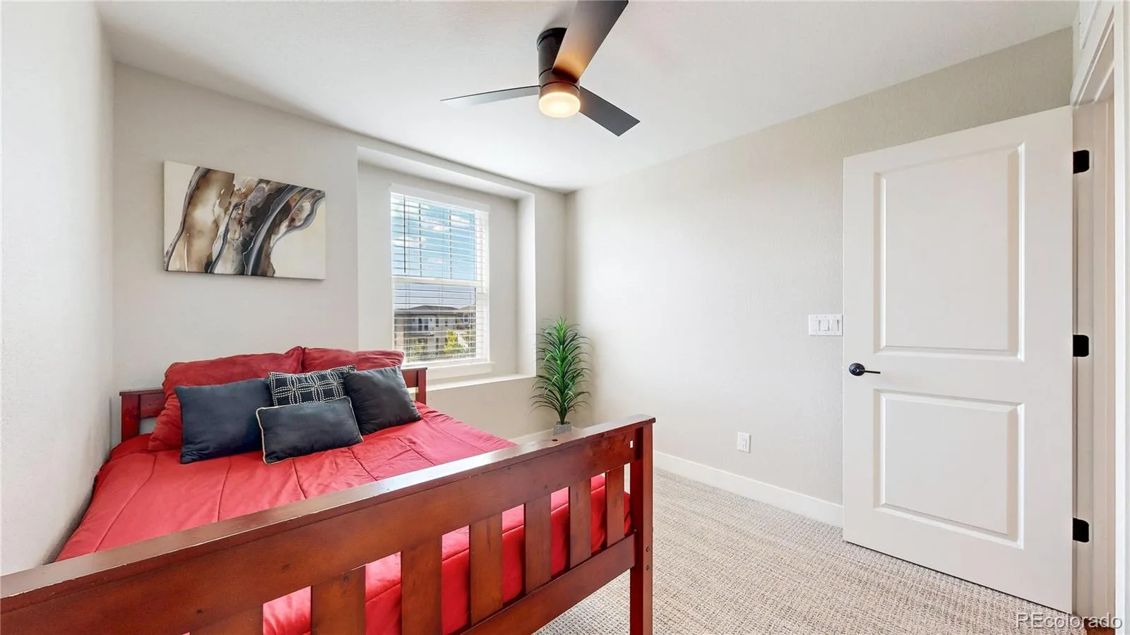 5938 N Odessa Street Aurora CO 80019 | MLS #REC6946629 07172026181231 1600 31