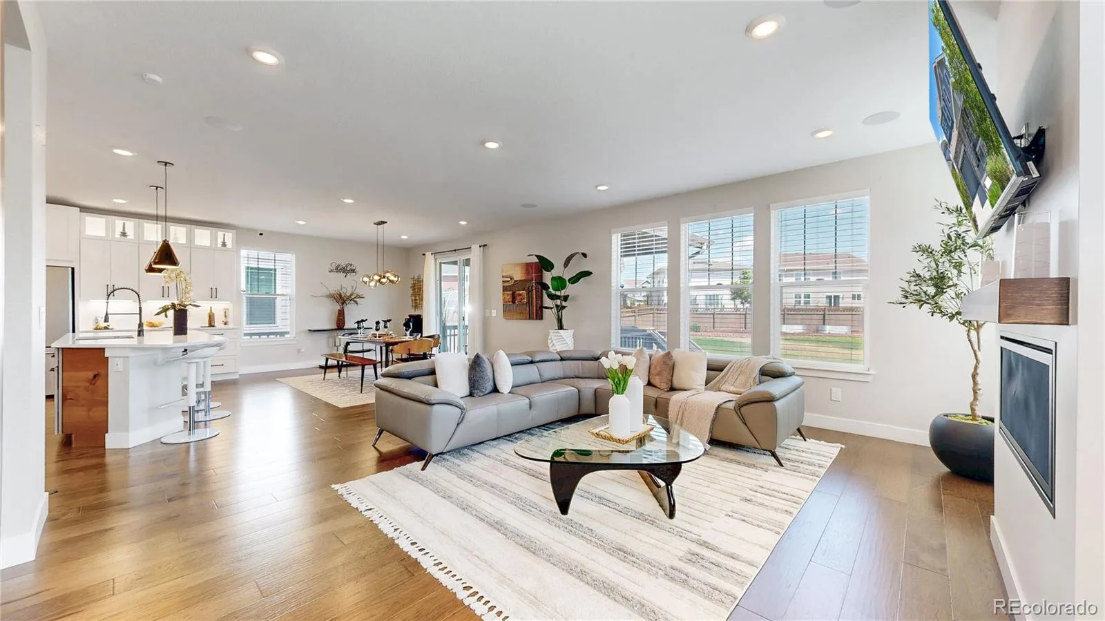 5938 N Odessa Street Aurora CO 80019 | MLS #REC6946629 07172026181231 1600 4