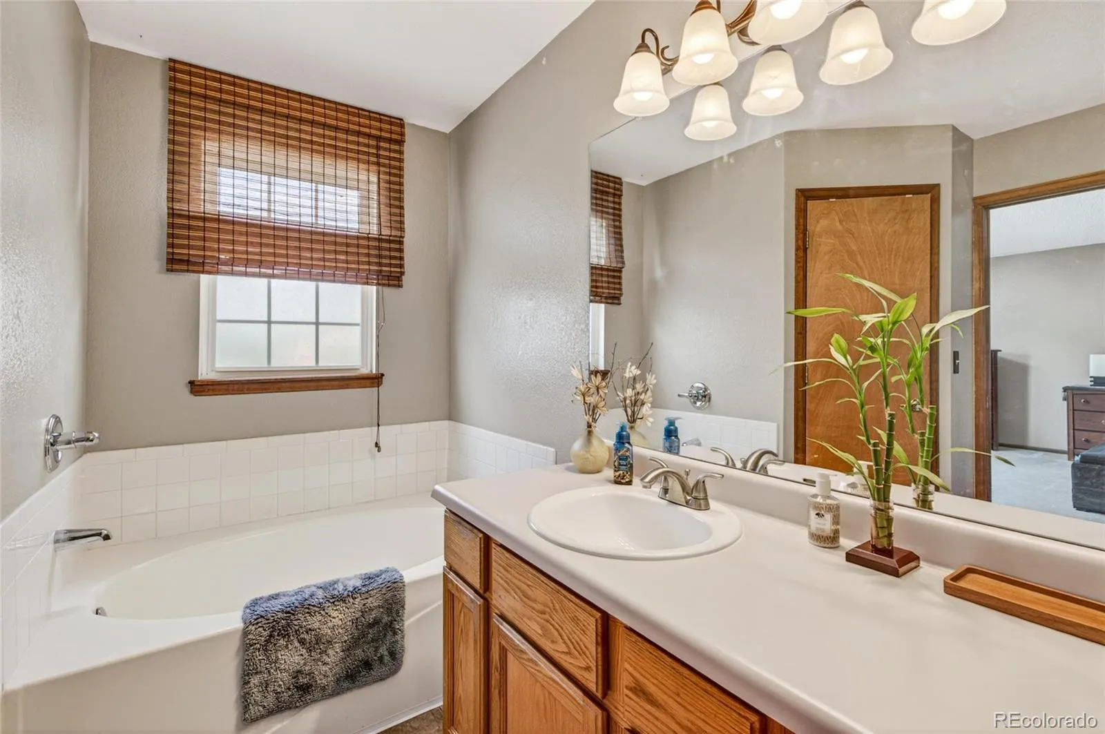 2911 N Princess Circle Broomfield CO 80020 MLS #REC6947153 05202026001200 1600 14