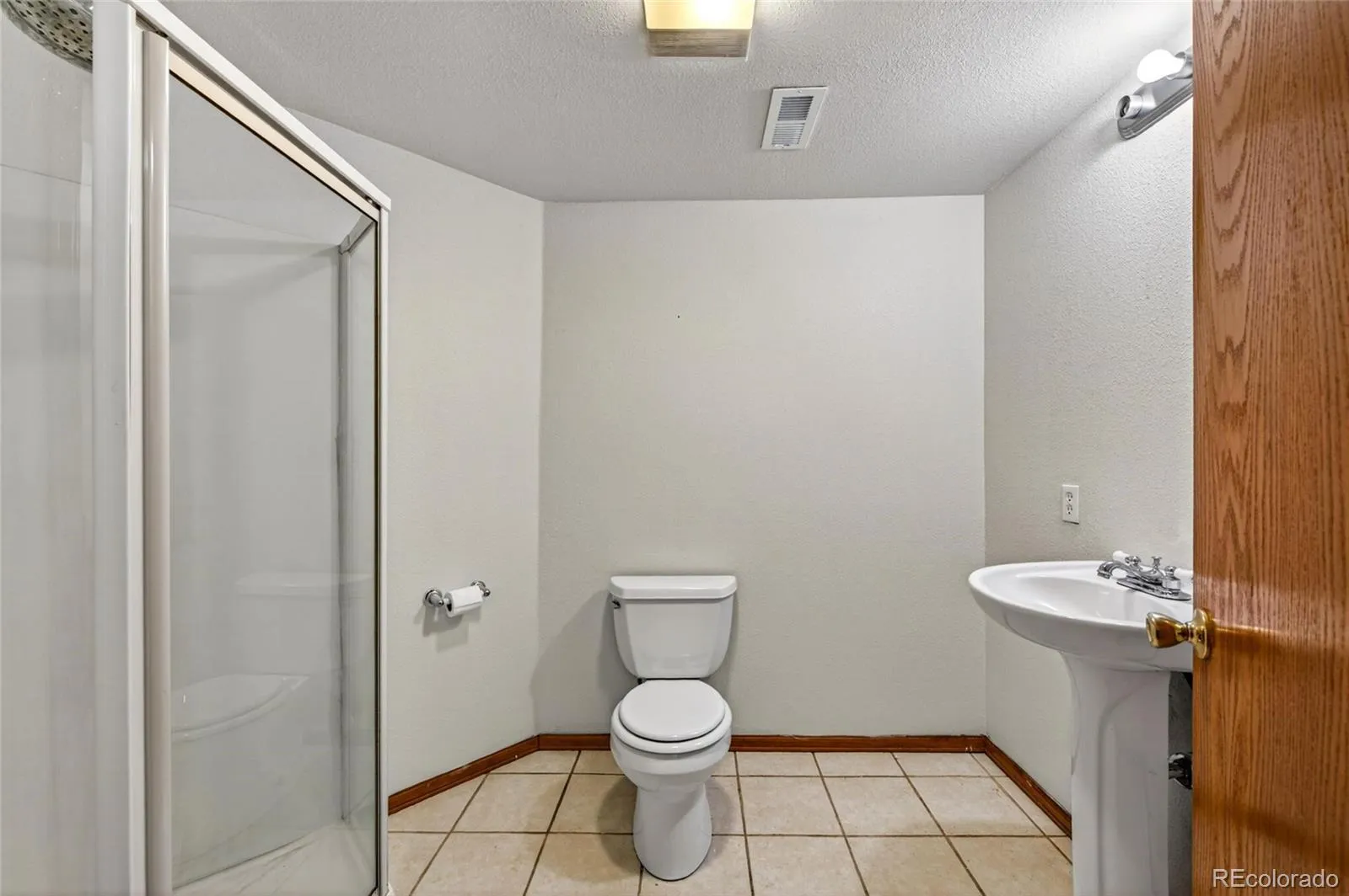2911 N Princess Circle Broomfield CO 80020 MLS #REC6947153 05202026001200 1600 25