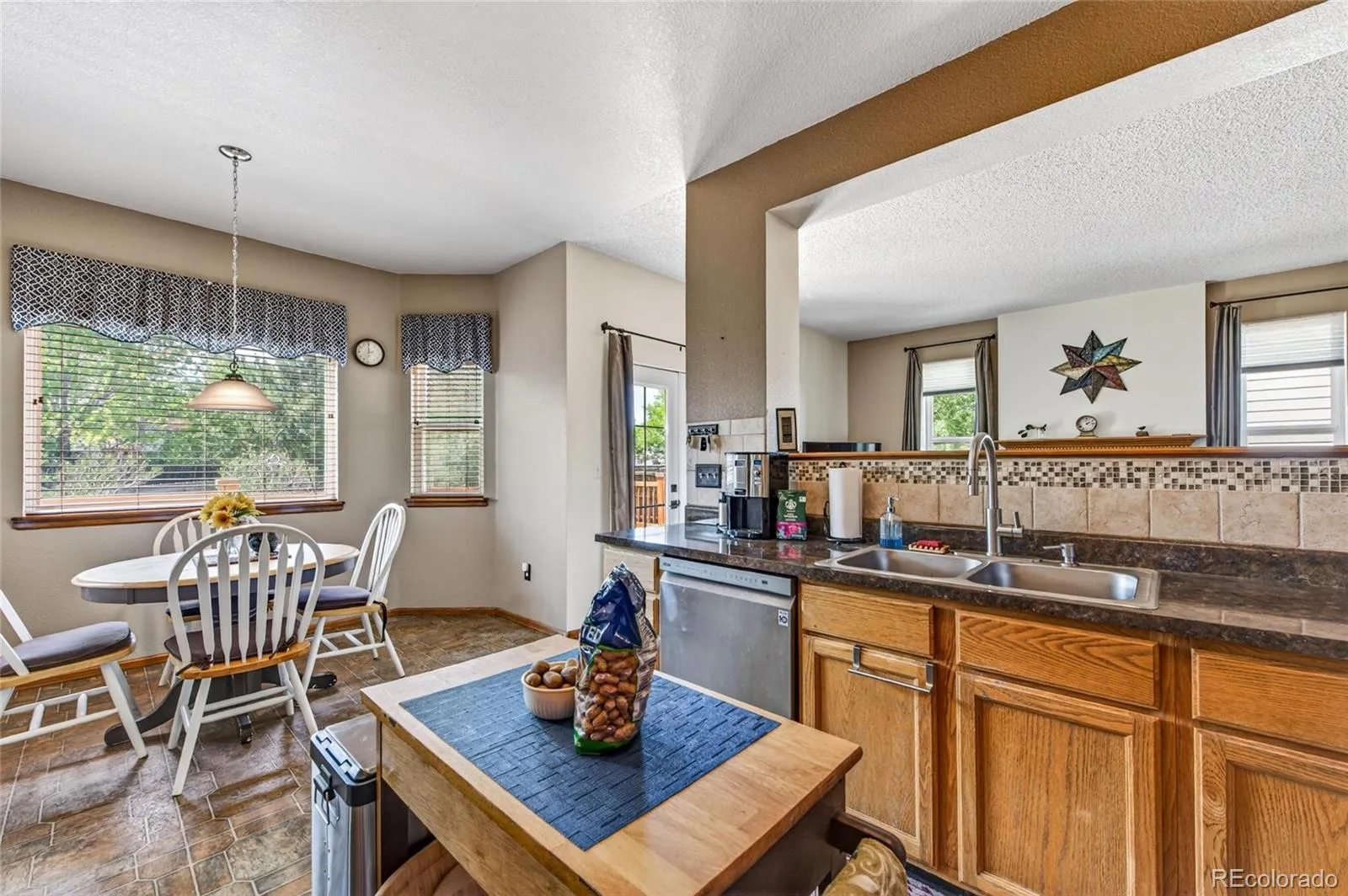 2911 N Princess Circle Broomfield CO 80020 MLS #REC6947153 05202026001200 1600 8