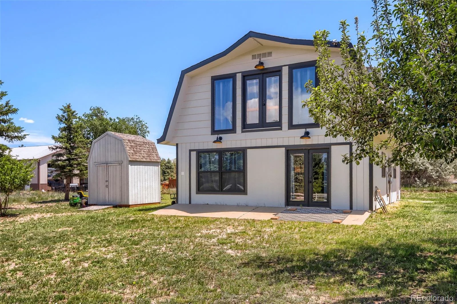 7155 W Montview Lane Littleton CO 80125 | MLS #REC6947247 08072026033744 1600 5