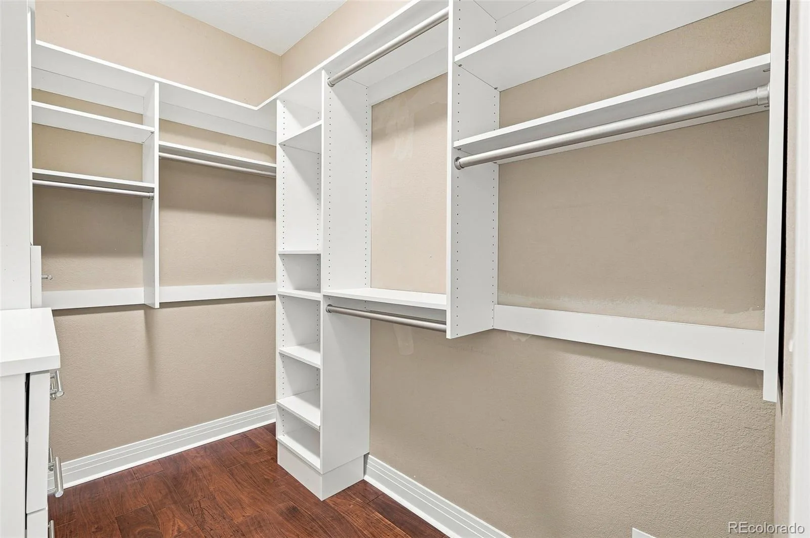 965 Krameria Street Denver CO 80220 | MLS #REC6949457 10092026210341 1600 31