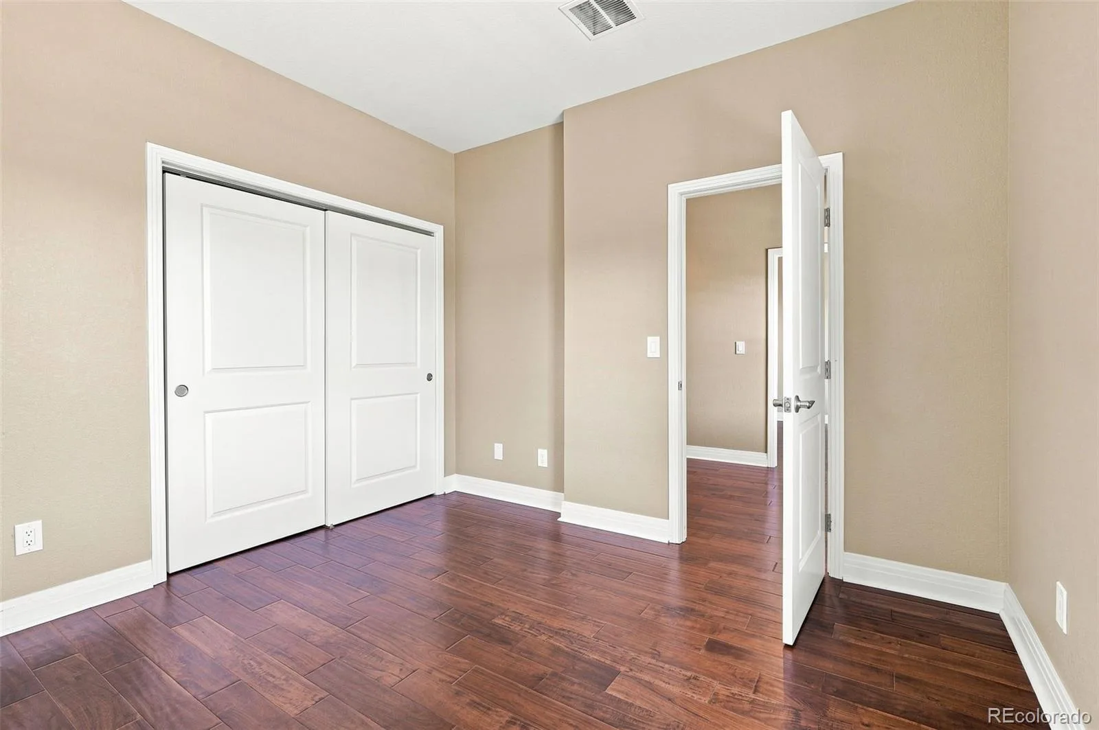 965 Krameria Street Denver CO 80220 | MLS #REC6949457 10092026210341 1600 35