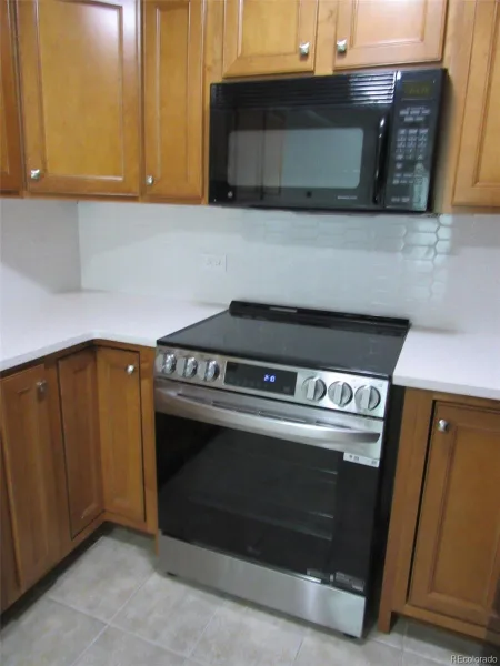 725 S Clinton Street #11A Denver CO 80247 | MLS #REC6950156 06172026235207 800 10
