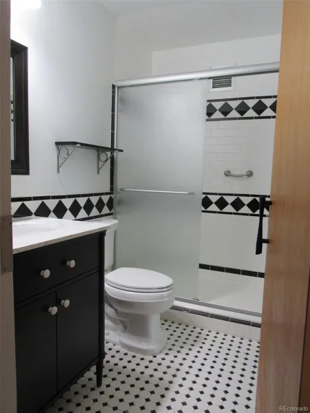 725 S Clinton Street #11A Denver CO 80247 | MLS #REC6950156 06172026235207 800 17