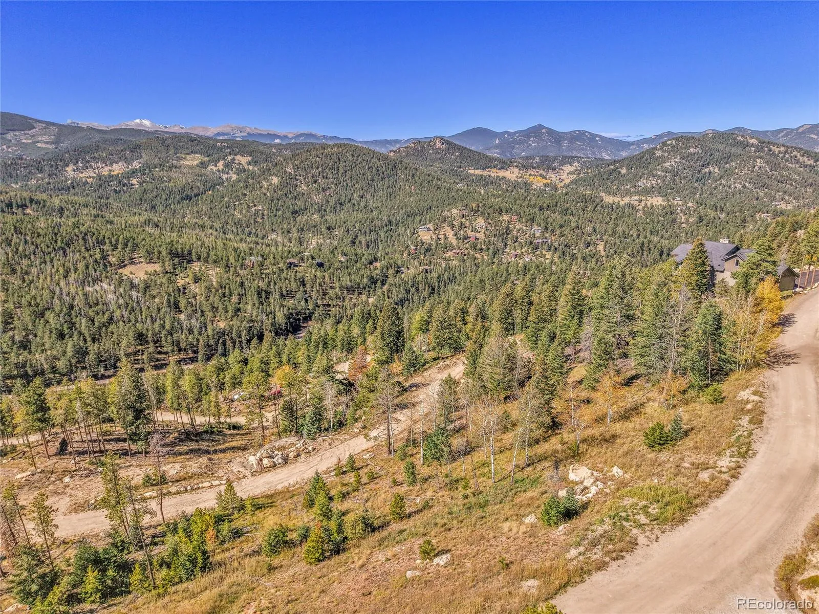 000 Granite Crag Circle Evergreen CO 80439 | MLS #REC6951789 04072026050249 1600 13