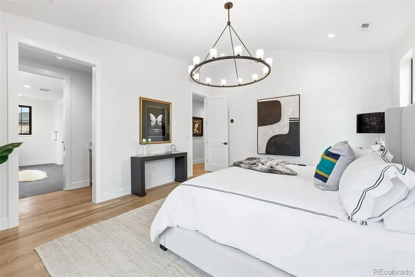 01302026020028 1600 24