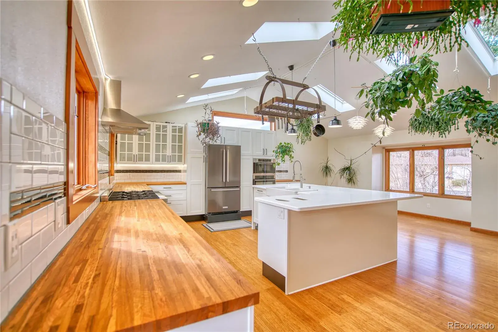 03052026160019 1600 3