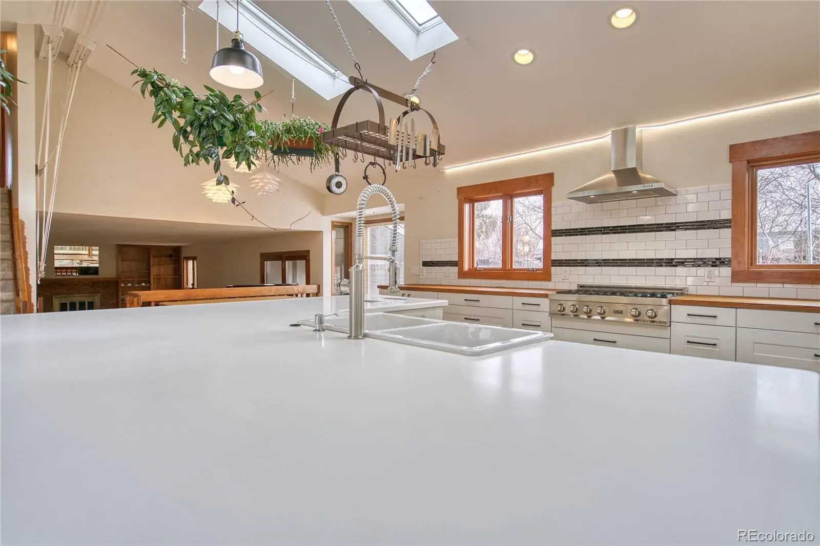 03052026160019 1600 7