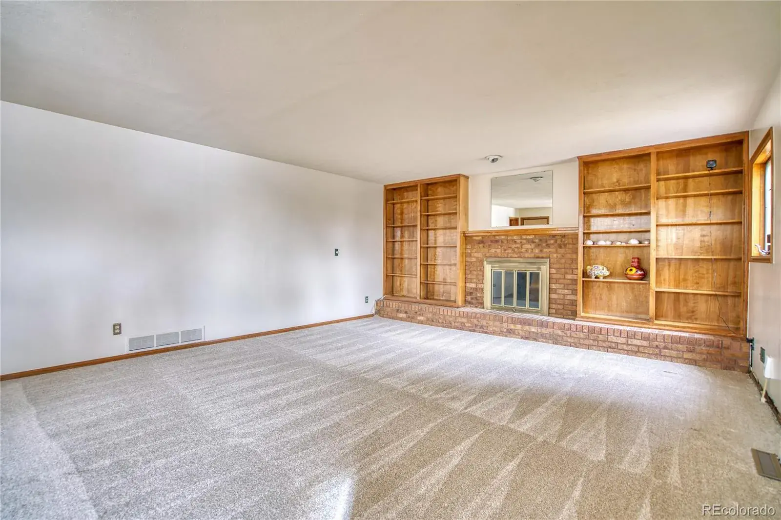 03052026160019 1600 8