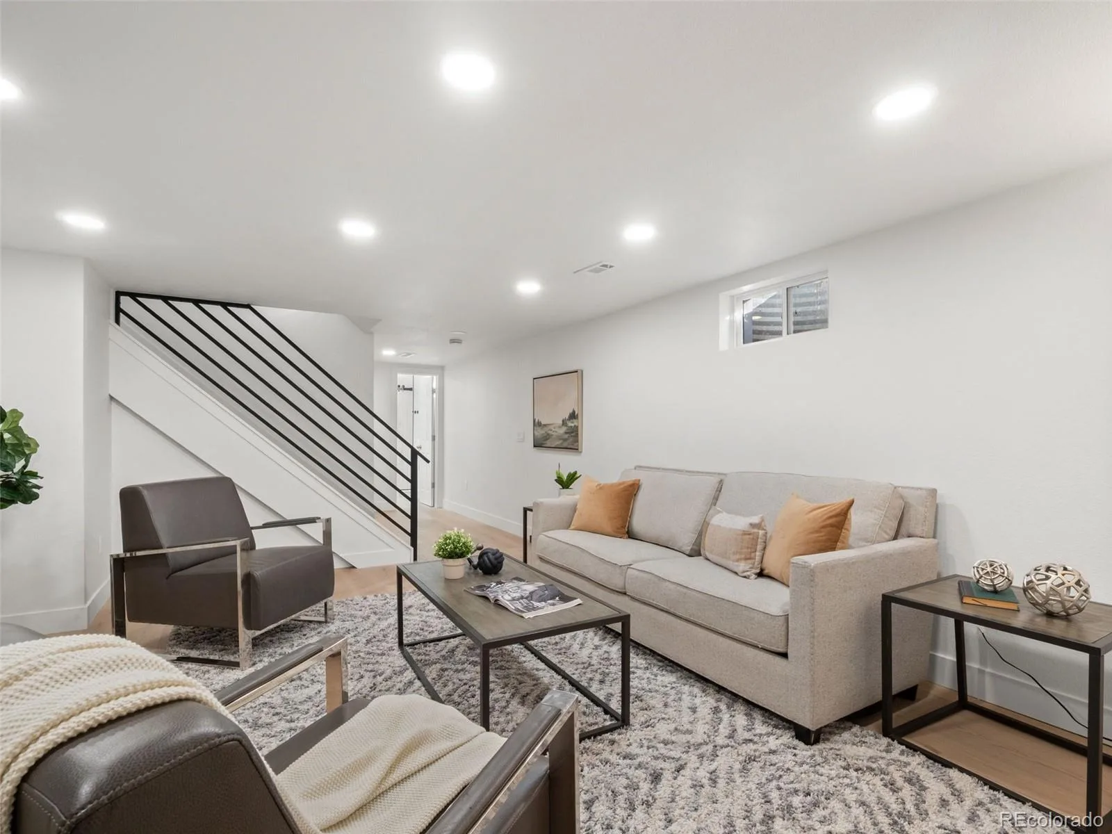 6461 E Cornell Avenue Denver CO 80222 MLS #REC6953600 06102026172109 1600 24