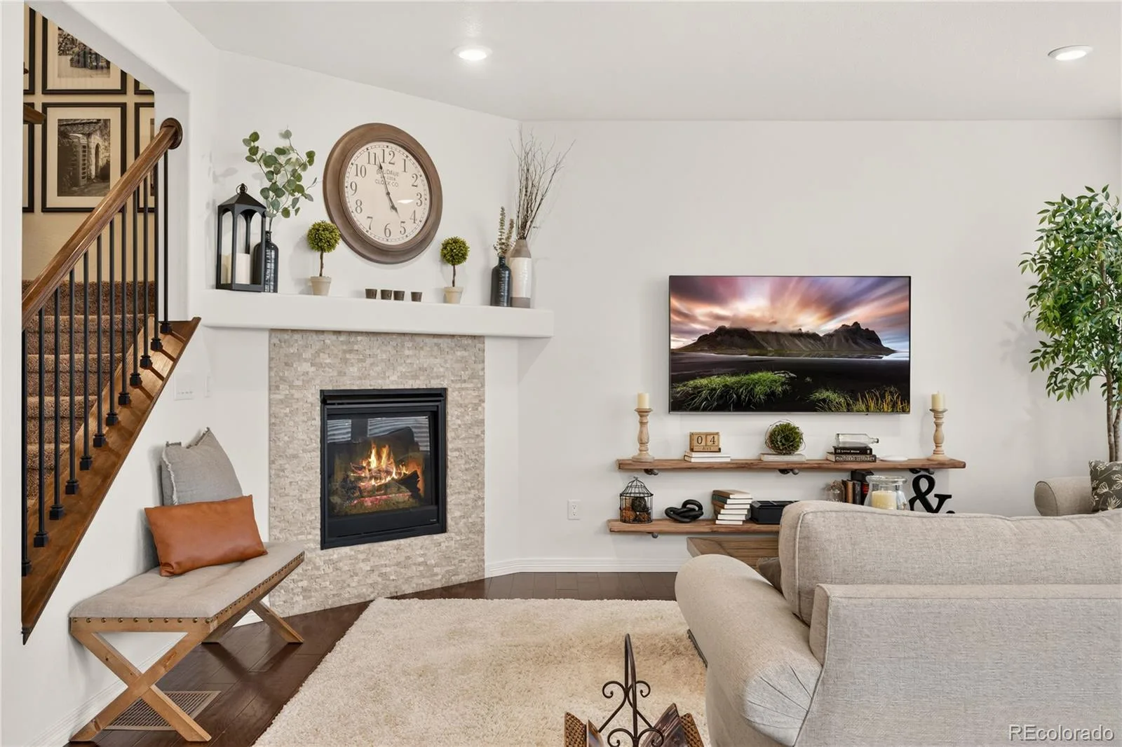 225 Back Nine Drive Castle Pines CO 80108 MLS #REC6954601 07092026223002 1600 13