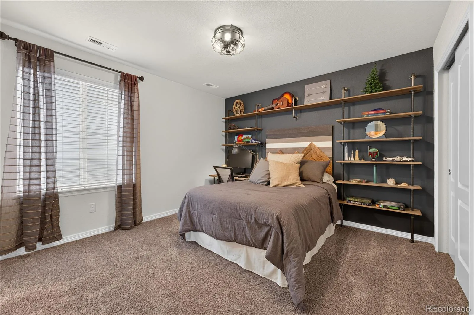 225 Back Nine Drive Castle Pines CO 80108 MLS #REC6954601 07092026223002 1600 27