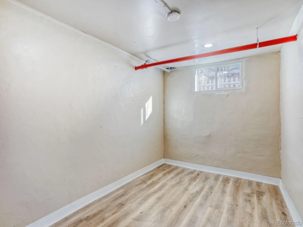 935 E Virginia Avenue Denver CO 80209 MLS #REC6955609 05062026230936 1200 17