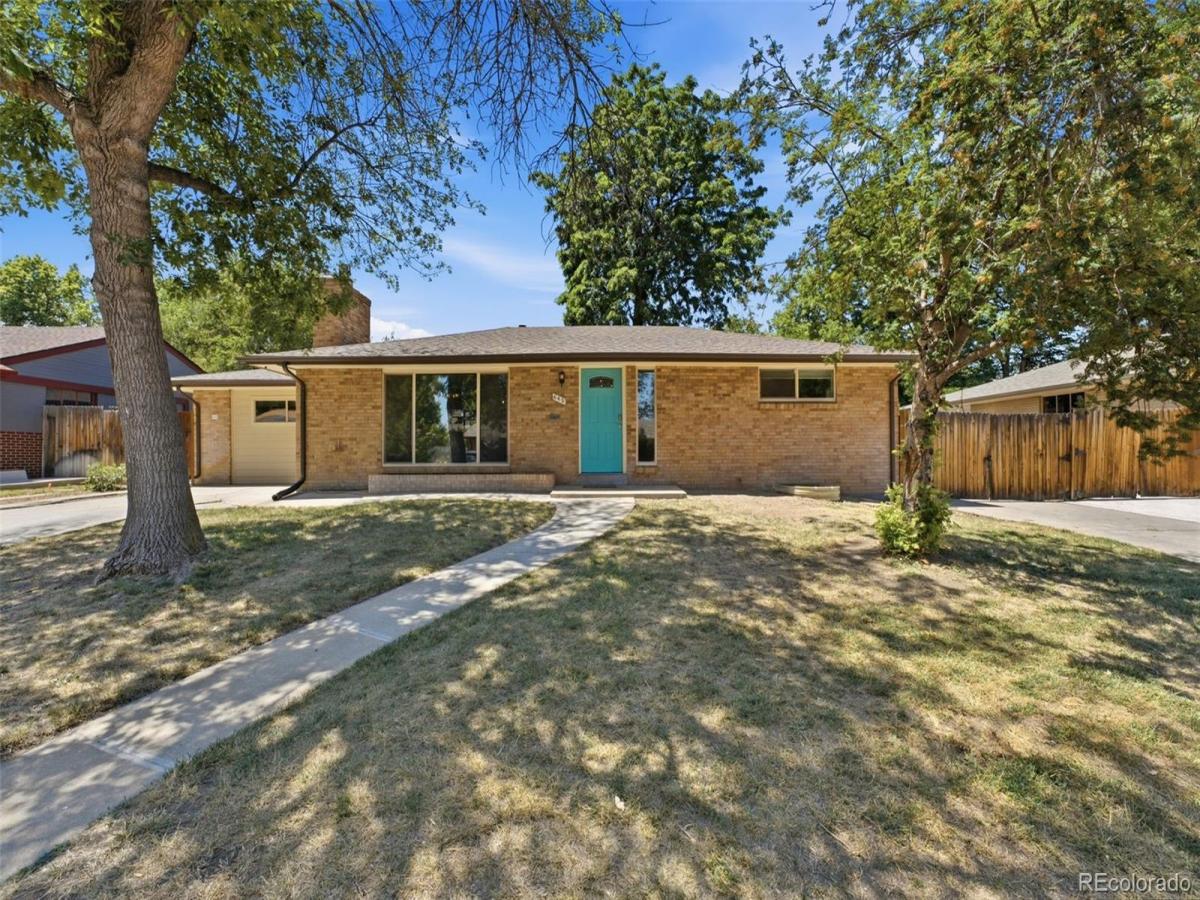 645 Cody Court Lakewood CO 80215 | MLS #REC6958827 MLS #REC6958827 image #0