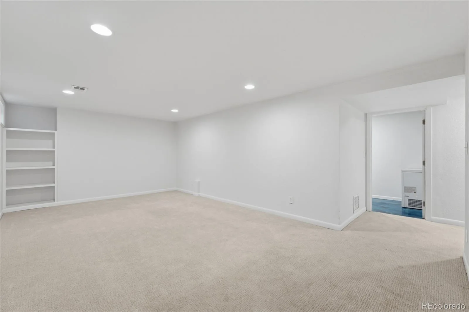 645 Cody Court Lakewood CO 80215 MLS #REC6958827 07142026040844 1600 20