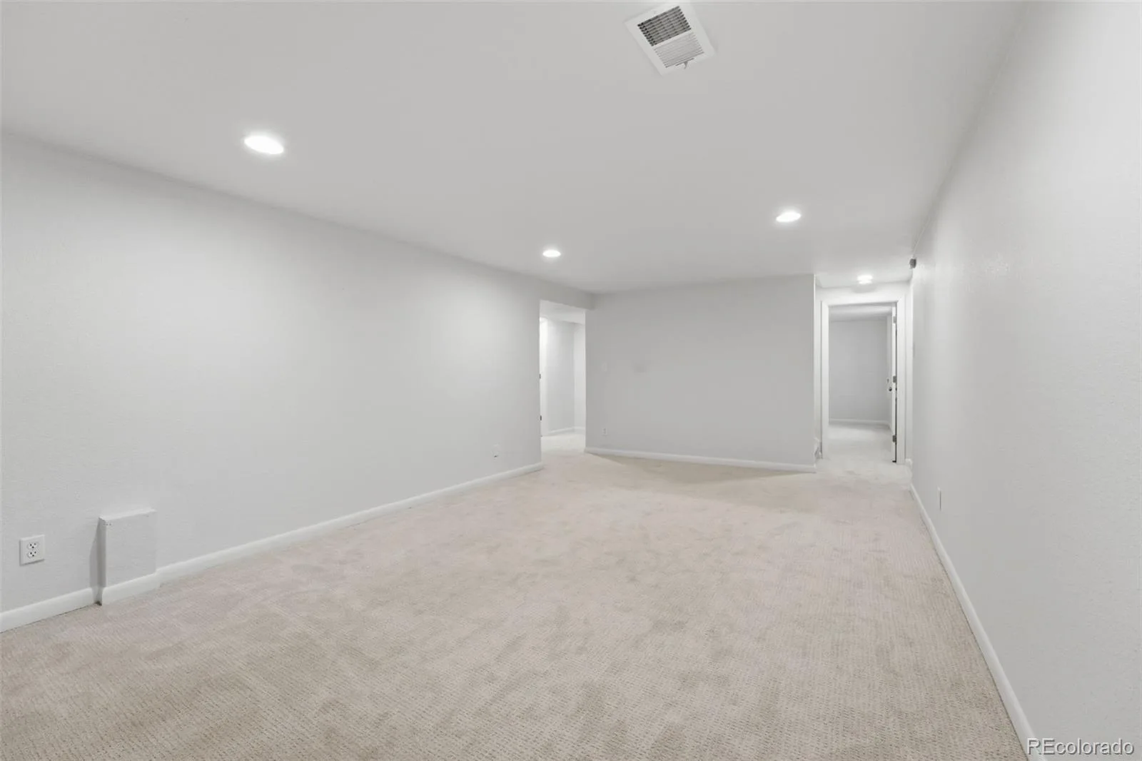 645 Cody Court Lakewood CO 80215 MLS #REC6958827 07142026040844 1600 21