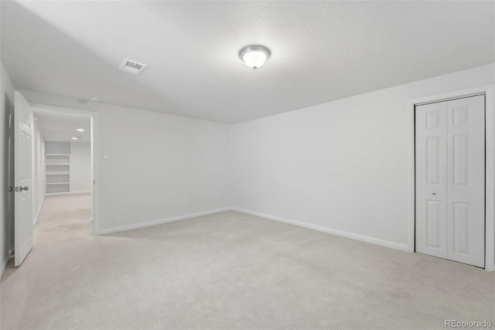 645 Cody Court Lakewood CO 80215 MLS #REC6958827 07142026040844 1600 22