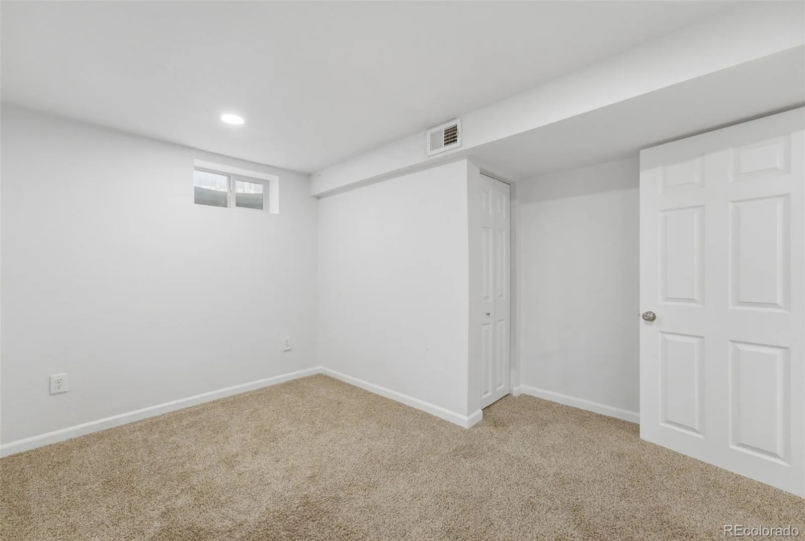 645 Cody Court Lakewood CO 80215 MLS #REC6958827 07142026040844 1600 24