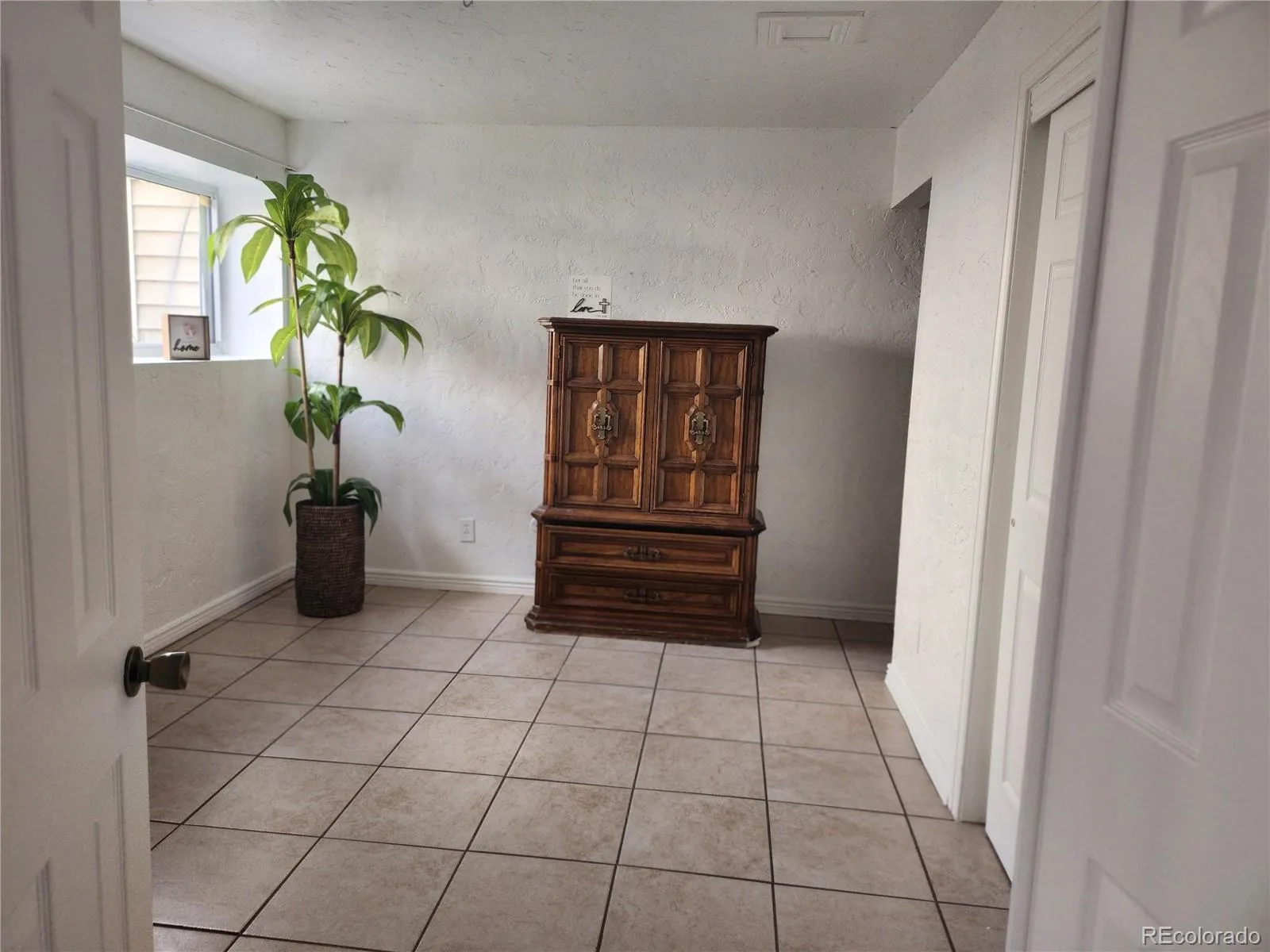 10722 E Exposition Avenue #117 Aurora CO 80012 MLS #REC6960618 04222026192110 1600 11